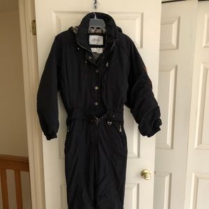 One-Piece Black Ski/Snow/Snowboarding Outfit